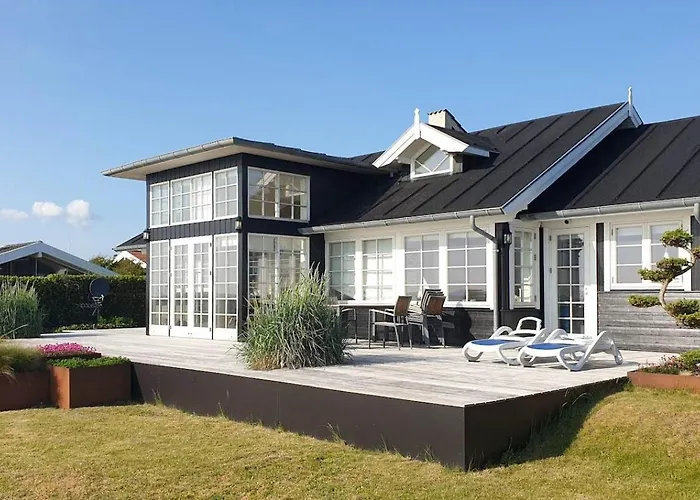With Panoramic Views Of Great Belt Ferienhaus *